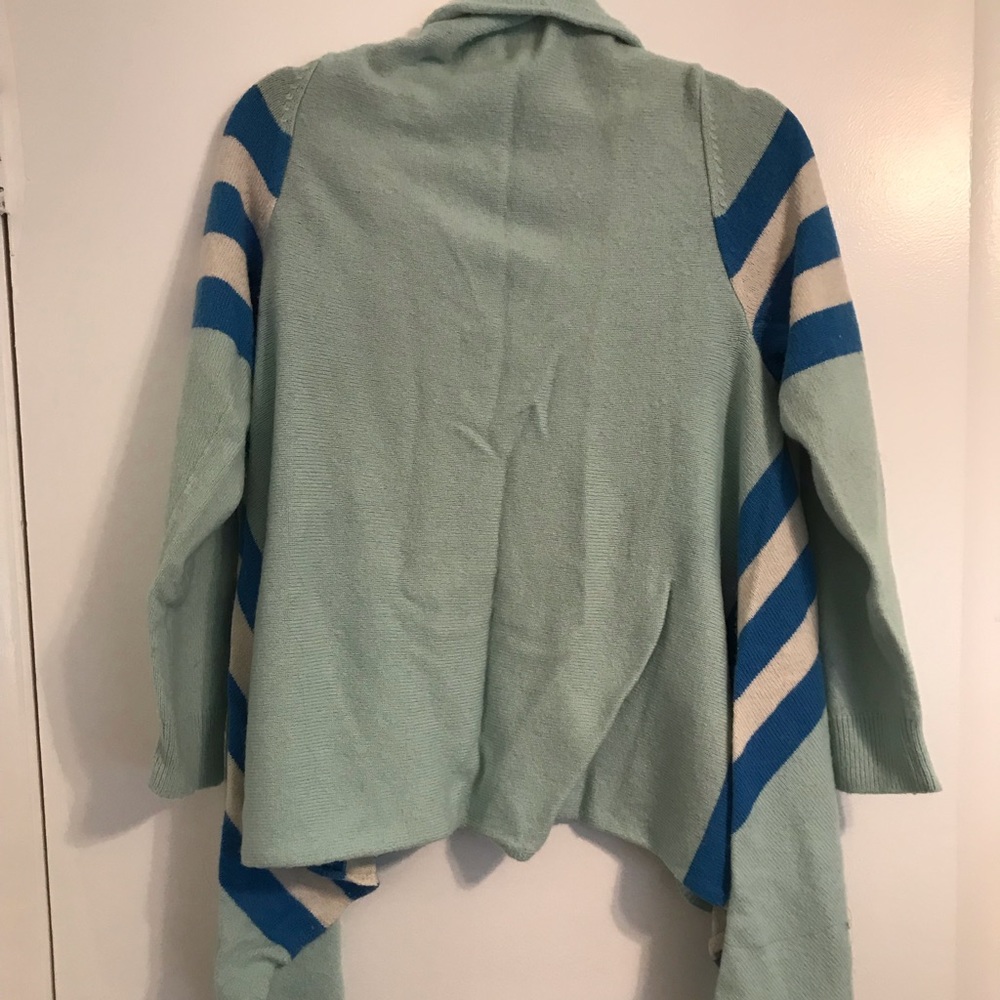 Vineyard Vines sweater - Picture 4 of 4